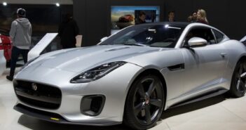 Jaguar F-Type 400 Sport: Detailsinfos und Fahrverhalten