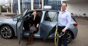 Eine neuartige Elektroauto-Technologie bringt den Studierenden der Uni Witten/Herdecke zahlreiche (Foto: UW/H .  Kay Gropp)