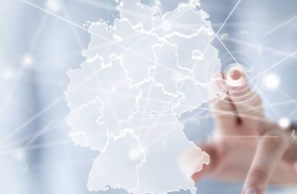 Neue Regionalklassen sorgen für Preisunterschiede bis zu 319 Euro bei (Foto: AdobeStock - vegefox.com 130666336)