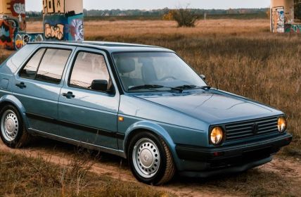 Thüringen hat die modernsten Autos in Deutschland (Foto: AdobeStock - Piotr Jankowiak 560895357)