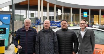Erweiterung der Ladeinfrastruktur: weitere Schnellladesäulen in der Region Neue Schnellladesäulen im Westerwald für Elektroautofahrer (Foto: Franziska Uschner/evm)