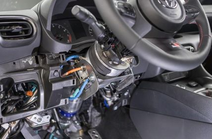 Die Zukunft des autonomen Fahrens: Echte Kräfte übertragen (Foto: Arnold NextG)
