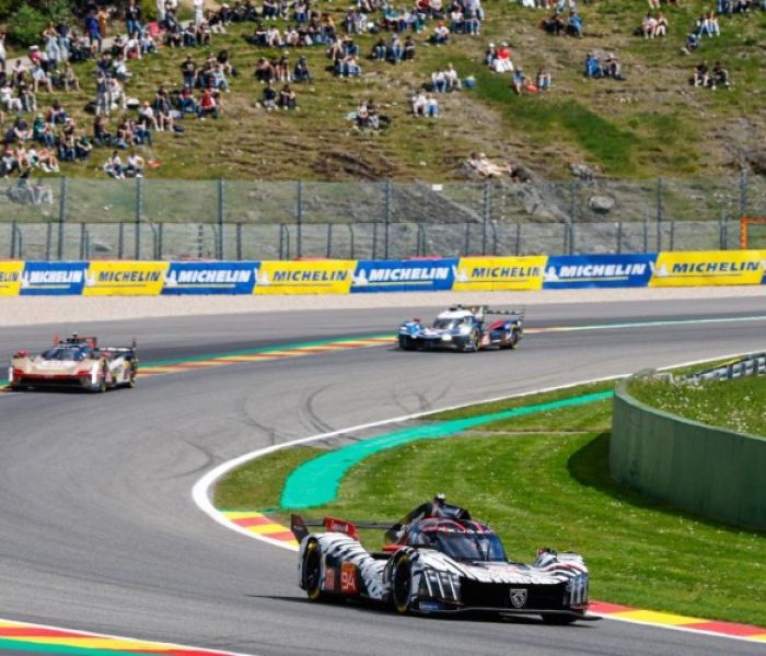 Der PEUGEOT 9X8 #94 lag lange in der Spitzengruppe. (Foto: PEUGEOT)