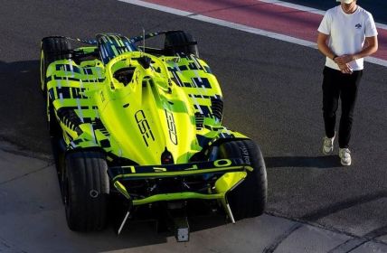Opel verpflichtet Formel-2-Champion Theo Pourchaire als ersten neuen (Foto: Opel Automobile GmbH)